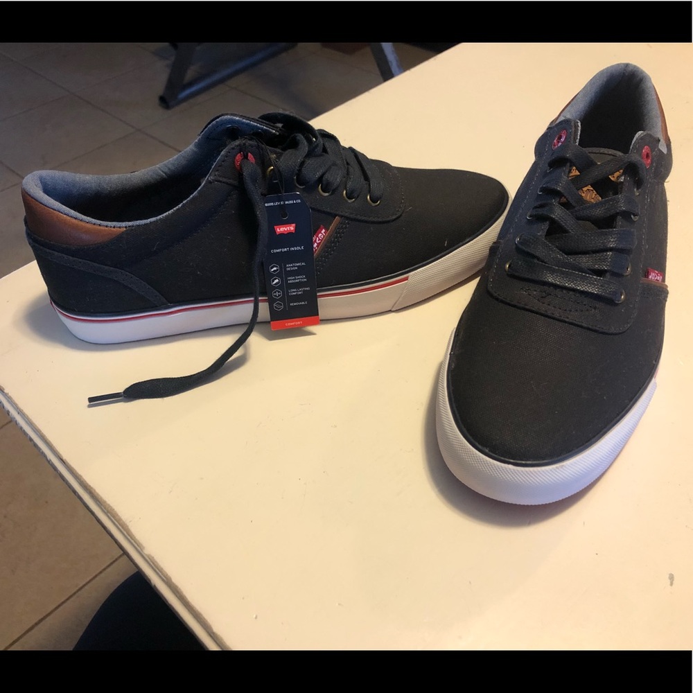 Men’s Levi shoes